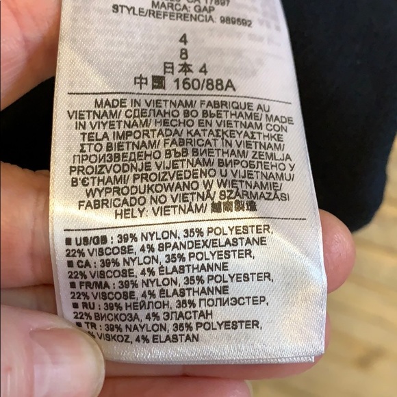 - GAP DRESS - Picture 4 of 8